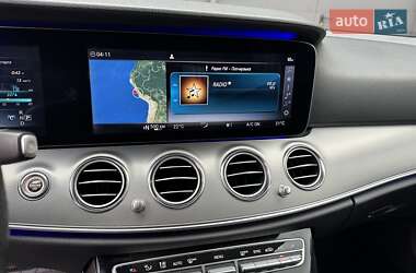 Седан Mercedes-Benz E-Class 2016 в 