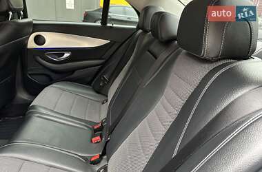 Седан Mercedes-Benz E-Class 2016 в 