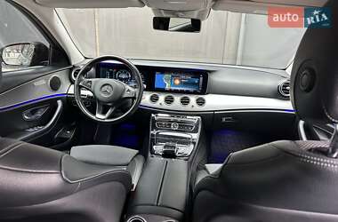 Седан Mercedes-Benz E-Class 2016 в 