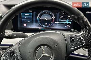 Седан Mercedes-Benz E-Class 2016 в 