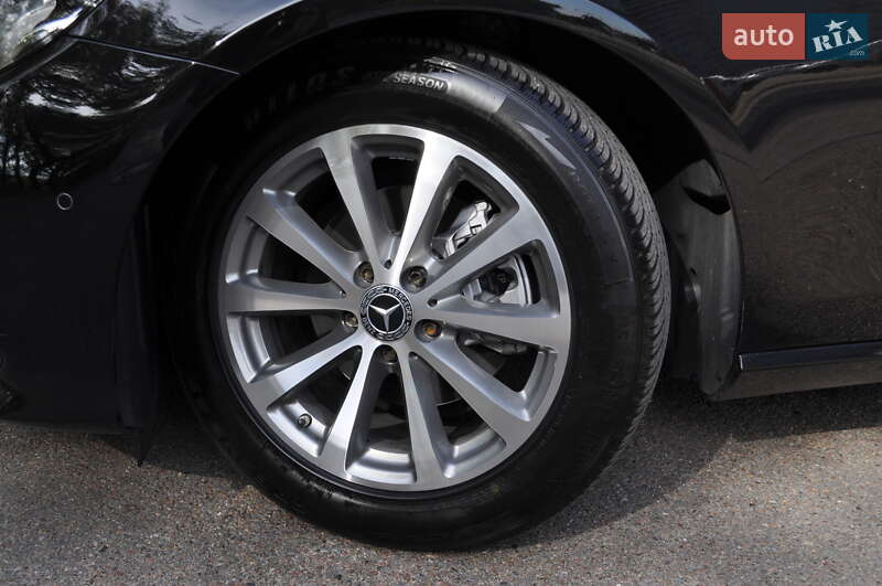 Седан Mercedes-Benz E-Class 2018 в Києві