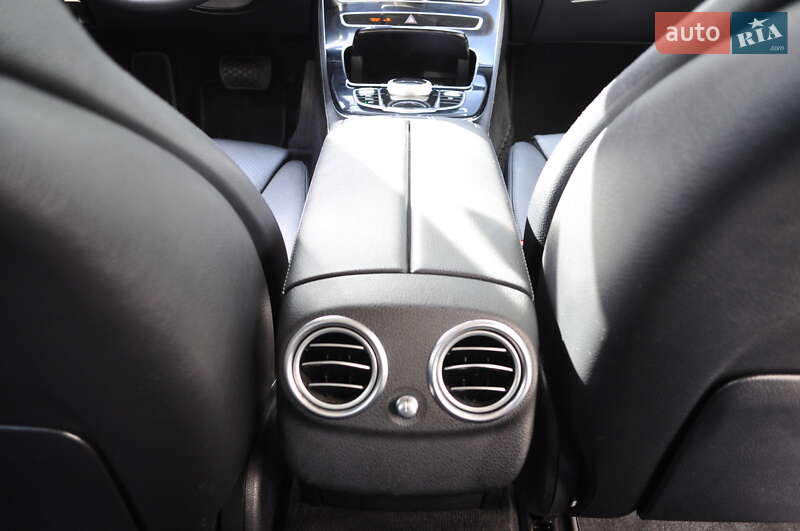 Седан Mercedes-Benz E-Class 2018 в Києві