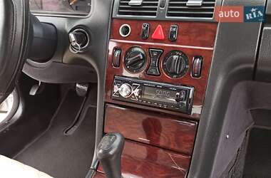 Седан Mercedes-Benz E-Class 1999 в 