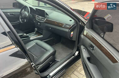 Седан Mercedes-Benz E-Class 2009 в 