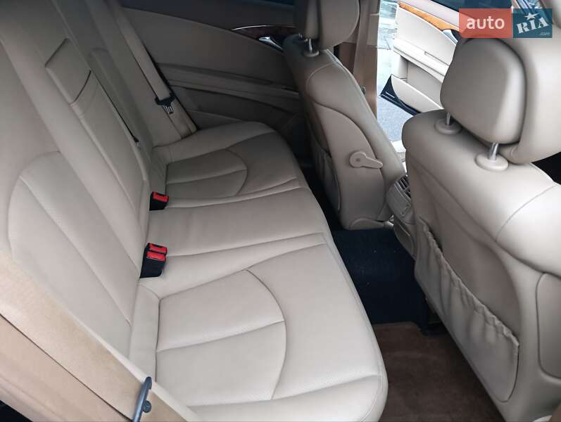 Седан Mercedes-Benz E-Class 2008 в Малині