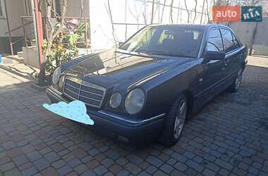 Седан Mercedes-Benz E-Class 1998 в Мукачево