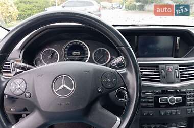 Седан Mercedes-Benz E-Class 2013 в 