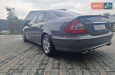Седан Mercedes-Benz E-Class 2008 в 