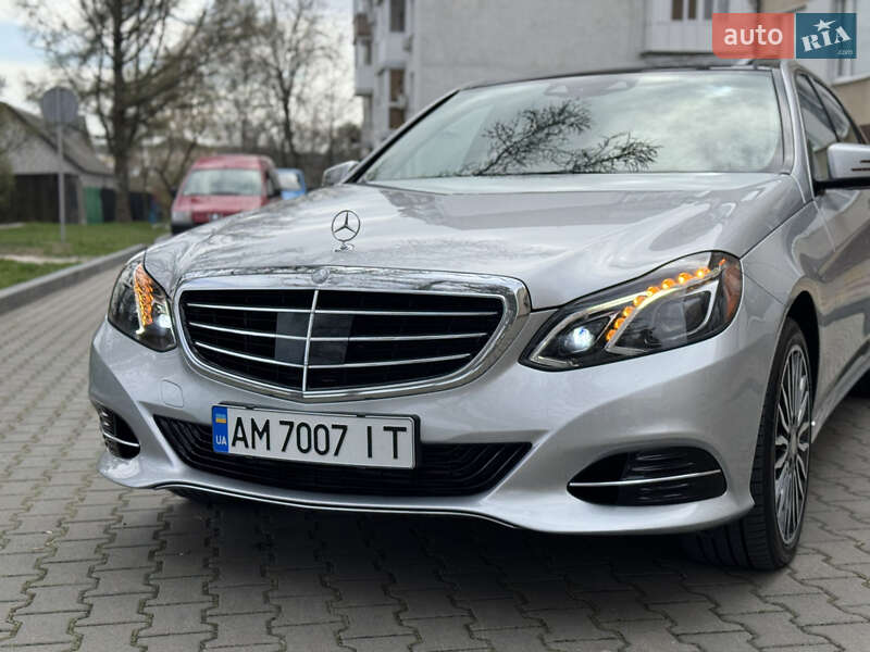 Седан Mercedes-Benz E-Class 2014 в Звягелі