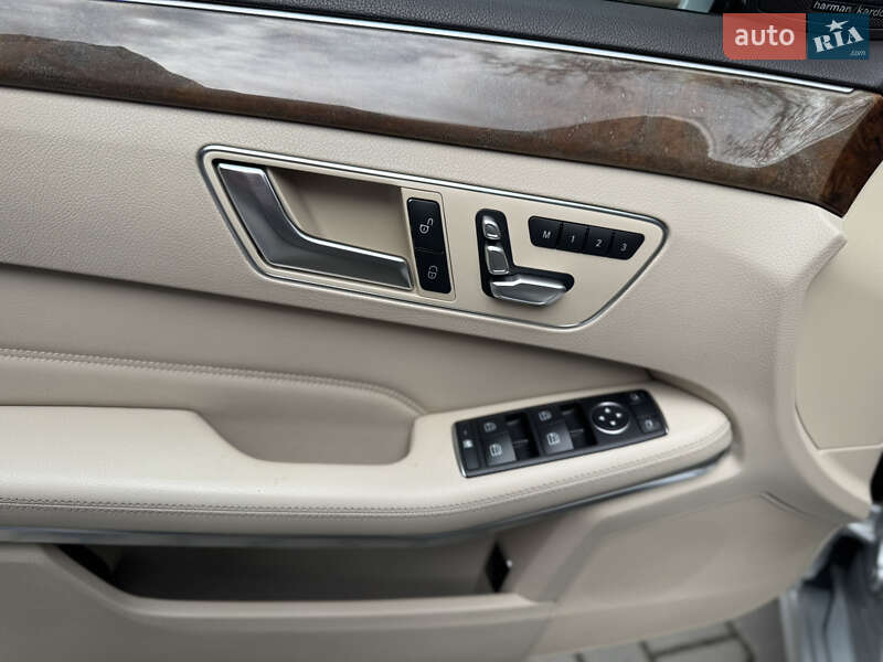 Седан Mercedes-Benz E-Class 2014 в Звягелі