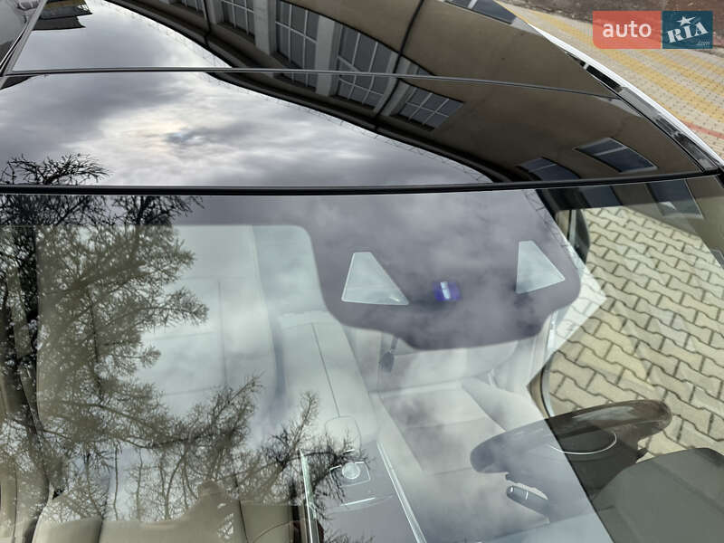 Седан Mercedes-Benz E-Class 2014 в Звягелі