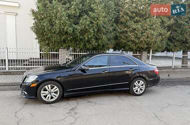 Седан Mercedes-Benz E-Class 2009 в Жовкві