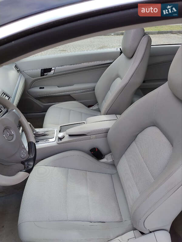 Купе Mercedes-Benz E-Class 2010 в Ивано-Франковске фото 15 Купе Mercedes-Benz E-Class 2010 в Ивано-Франковске