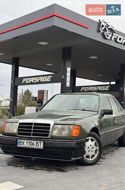 Седан Mercedes-Benz E-Class 1986 в Каменец-Подольском