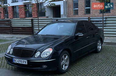 Седан Mercedes-Benz E-Class 2003 в 