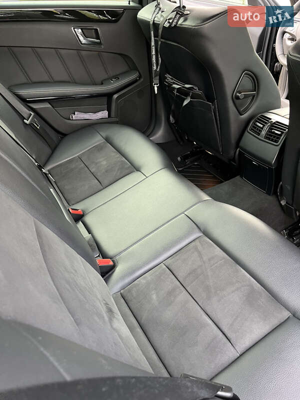Седан Mercedes-Benz E-Class 2011 в Днепре фото 49 Седан Mercedes-Benz E-Class 2011 в Днепре