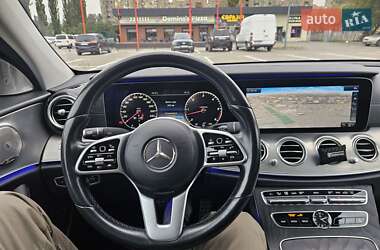 Седан Mercedes-Benz E-Class 2020 в 