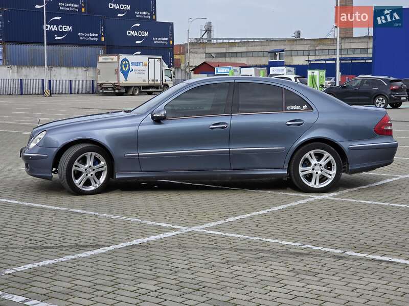 Седан Mercedes-Benz E-Class 2003 в Тернополі