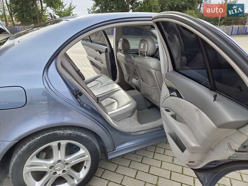 Седан Mercedes-Benz E-Class 2003 в Тернополі