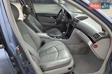 Седан Mercedes-Benz E-Class 2003 в 