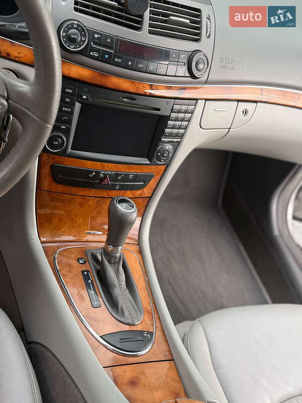 Седан Mercedes-Benz E-Class 2008 в Самборе фото 13 Седан Mercedes-Benz E-Class 2008 в Самборе