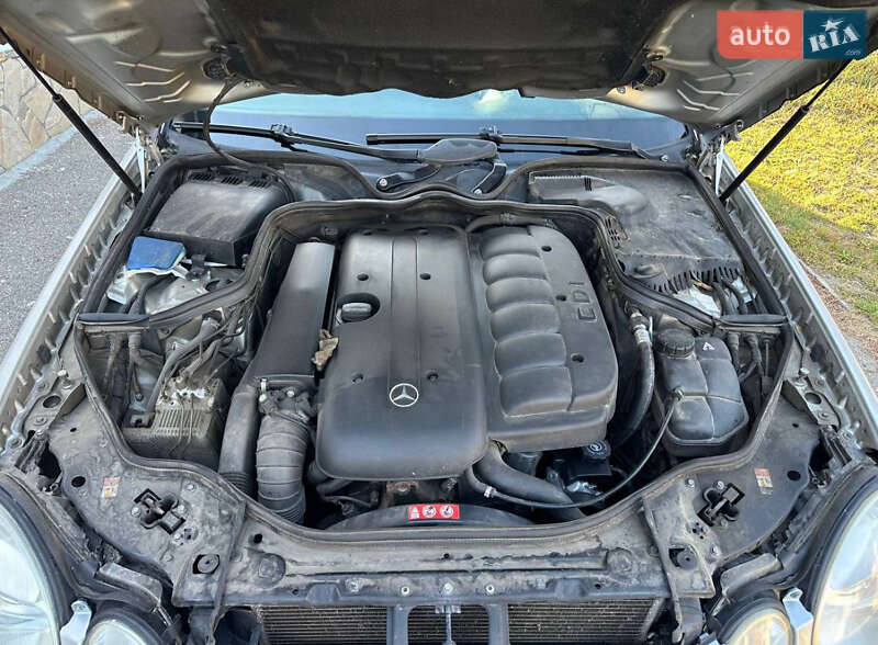 Седан Mercedes-Benz E-Class 2005 в Слов'янську