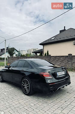 Седан Mercedes-Benz E-Class 2016 в 