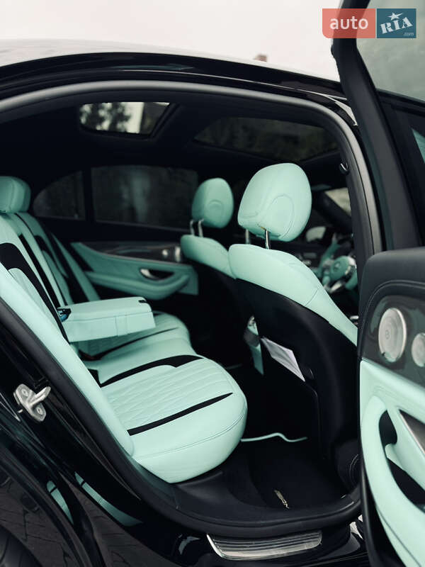 Седан Mercedes-Benz E-Class 2016 в Рівному