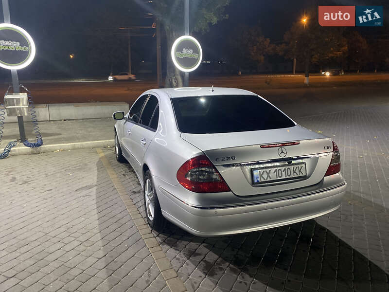 Седан Mercedes-Benz E-Class 2008 в Харькове