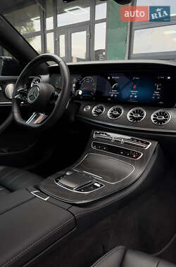 Купе Mercedes-Benz E-Class 2023 в 