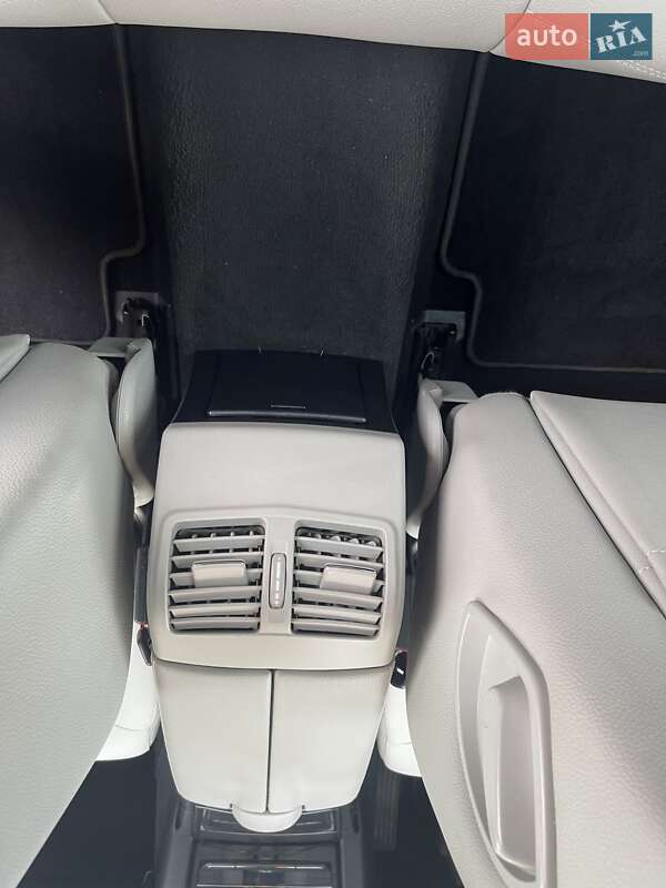 Універсал Mercedes-Benz E-Class 2011 в Дрогобичі