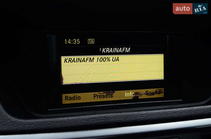 Седан Mercedes-Benz E-Class 2011 в Киеве