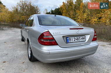 Седан Mercedes-Benz E-Class 2004 в 