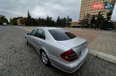 Седан Mercedes-Benz E-Class 2003 в 