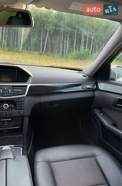 Седан Mercedes-Benz E-Class 2010 в 
