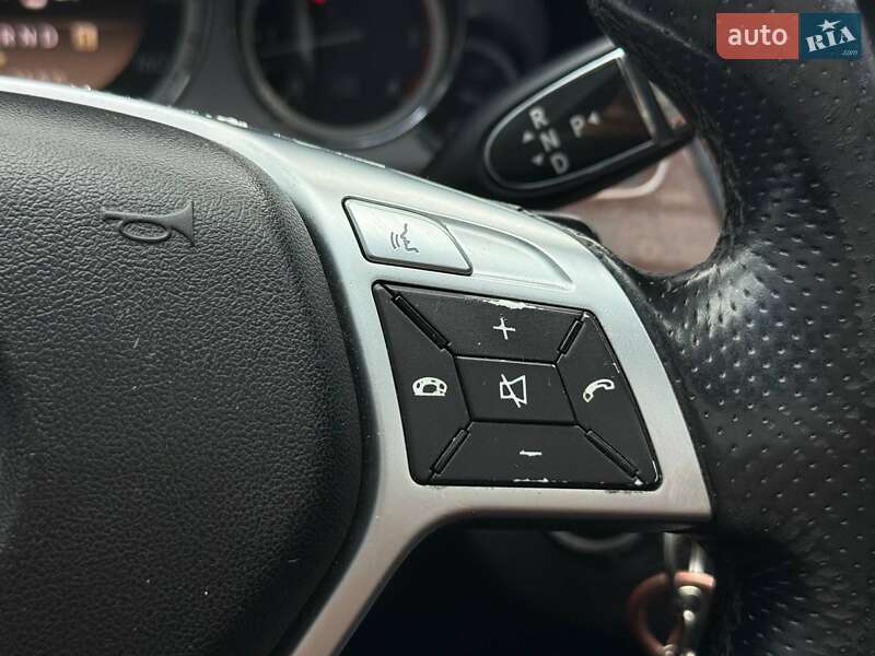 Седан Mercedes-Benz E-Class 2012 в Рівному
