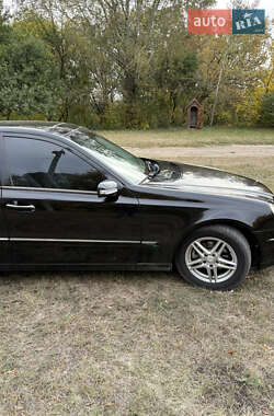 Седан Mercedes-Benz E-Class 2004 в 