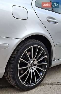 Седан Mercedes-Benz E-Class 2007 в 