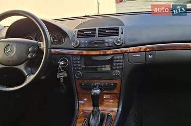 Седан Mercedes-Benz E-Class 2007 в 