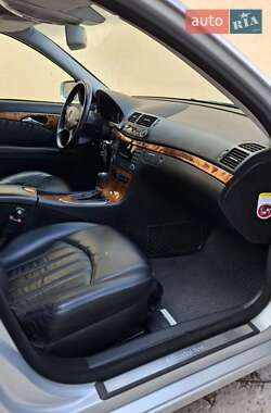 Седан Mercedes-Benz E-Class 2007 в 