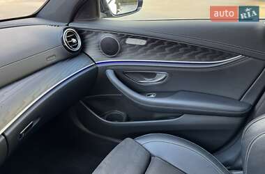 Седан Mercedes-Benz E-Class 2021 в 