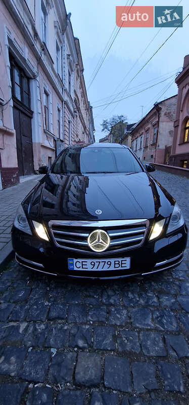 Седан Mercedes-Benz E-Class 2011 в Чернівцях фото 3 Седан Mercedes-Benz E-Class 2011 в Чернівцях