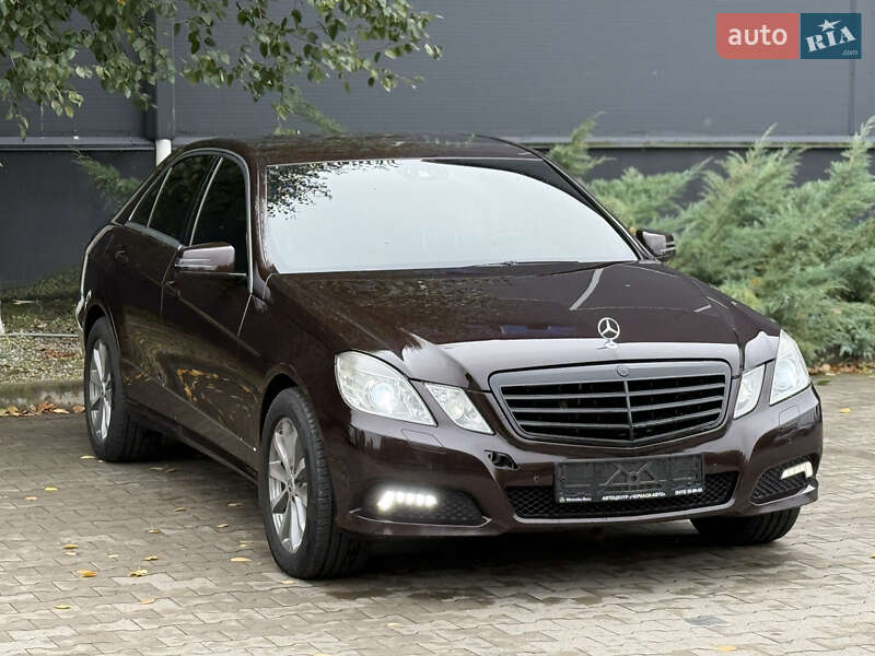 Седан Mercedes-Benz E-Class 2009 в Белой Церкви