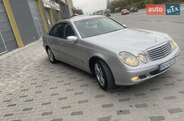 Седан Mercedes-Benz E-Class 2003 в 