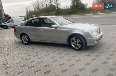 Седан Mercedes-Benz E-Class 2003 в 