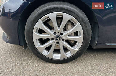 Седан Mercedes-Benz E-Class 2017 в 