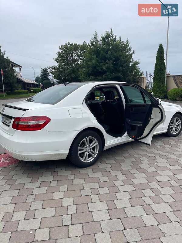Седан Mercedes-Benz E-Class 2011 в Сарнах фото 6 Седан Mercedes-Benz E-Class 2011 в Сарнах