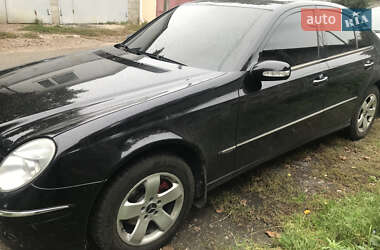 Седан Mercedes-Benz E-Class 2005 в 