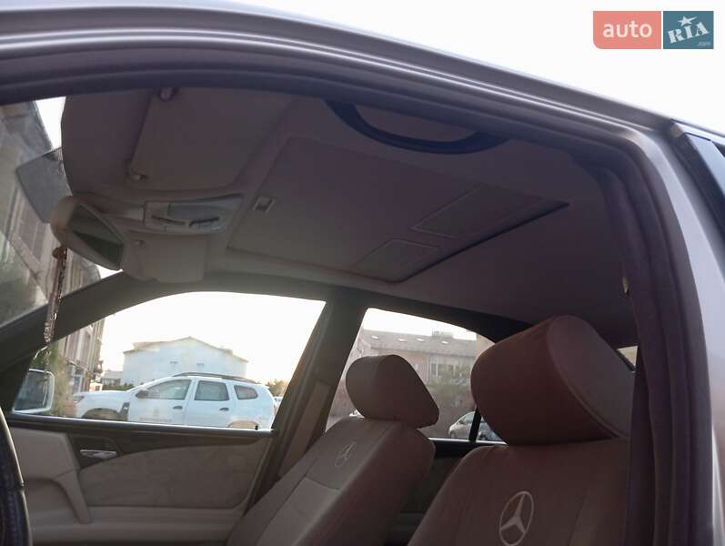 Седан Mercedes-Benz E-Class 1997 в Ременеві фото 3 Седан Mercedes-Benz E-Class 1997 в Ременеві