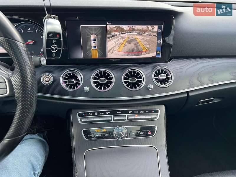 Седан Mercedes-Benz E-Class 2018 в Луцке фото 6 Седан Mercedes-Benz E-Class 2018 в Луцке